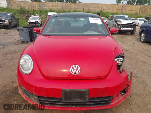 2012 Volkswagen Beetle 2.5L PZEV with VIN 3VWJP7AT8CM637489, listed as a IAAI auction lot 42377559 with 174,295 mi miles and . Bid and sale history available at DreamBid. Image 12.