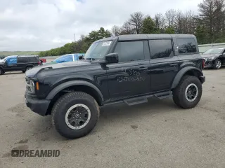 2023 Ford Bronco with VIN 1FMDE5DH0PLB09207, listed as a Copart auction lot 51827984 with 19,766 mi miles and Salvage Title. Bid and sale history available at carsss.com. Image 1.