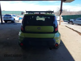 2014 Kia Soul with VIN KNDJN2A23E7738486, listed as a IAAI auction lot 41827927 with 127,043 mi miles. Bid and sale history available at carsss.com. Image 16.