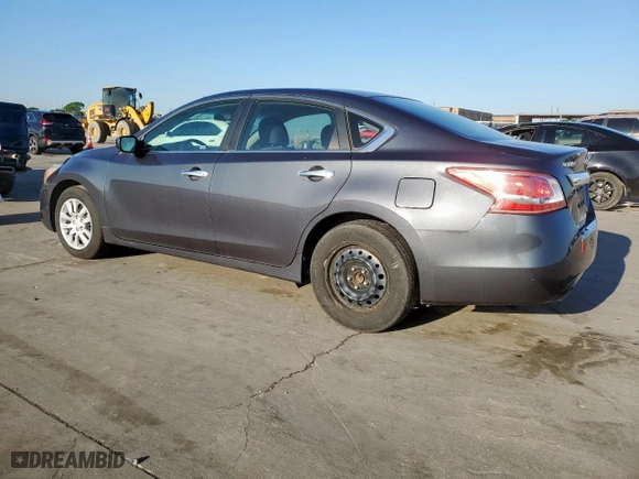 2013 Nissan Altima 2.5 SV with VIN 1N4AL3AP8DN433072, listed as a Copart auction lot 52237095 with 126,336 mi miles and Clean Title. Bid and sale history available at carsss.com. Image 2.