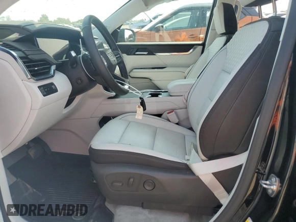 2024 GMC Acadia FWD Denali z VIN 1GKENLKS7RJ166213, wystawiony jako Copart lot #71056014 z przebiegiem 8093 mil mil oraz Szkoda całkowita • Salvage title. Historia ofert i sprzedaży dostępna na DreamBid. Obrazek 7.