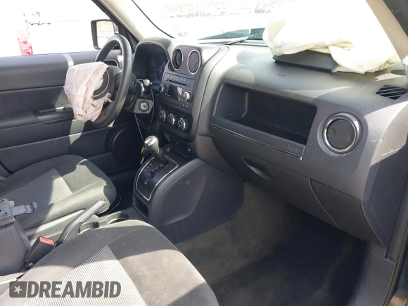2016 Jeep Patriot Sport с VIN 1C4NJPBA2GD553995, выставлен на аукционе IAAI как лот 41753585 с пробегом 57 317 миль миль и . История ставок и продаж доступна на DreamBid. Изображение 5.