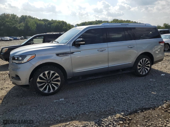 2023 Lincoln Navigator L Reserve with VIN 5LMJJ3LG8PEL03030, listed as a Copart auction lot 67707284 with 0 mi miles and Salvage Title. Bid and sale history available at carsss.com. Image 1.