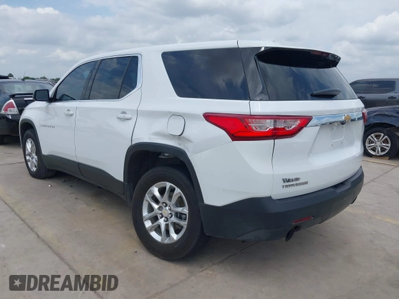 2020 Chevrolet Traverse LS z VIN 1GNERFKW4LJ163269, wystawiony jako IAAI lot #42138503 z przebiegiem 161 619 mil mil oraz . Historia ofert i sprzedaży dostępna na DreamBid. Obrazek 3.