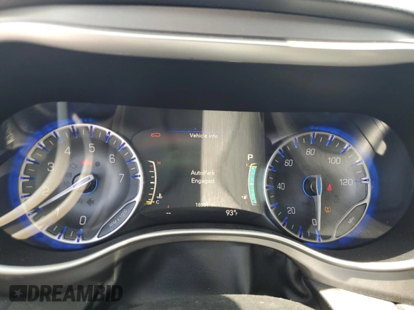 2023 Chrysler Pacifica Touring L с VIN 2C4RC1BG0PR606557, выставлен на аукционе Copart как лот 57833105 с пробегом 18 551 миль миль и Списание • Salvage title. История ставок и продаж доступна на DreamBid. Изображение 9.