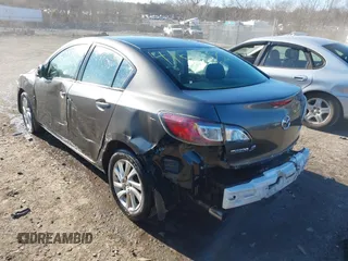 2012 Mazda Mazda3 i Grand Touring with VIN JM1BL1W82C1631267, listed as a IAAI auction lot 41633356 with 158,861 mi miles. Bid and sale history available at carsss.com. Image 3.