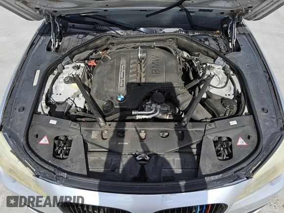 2013 BMW 7 Series 740Li with VIN WBAYE4C51DD137026, listed as a Copart auction lot 54016125 with 131,879 mi miles and Clean title. Bid and sale history available at DreamBid. Image 11.