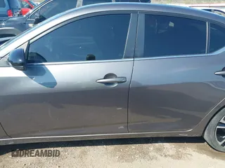 2021 Nissan Sentra SR with VIN 3N1AB8DV7MY288973, listed as a IAAI auction lot 41918925 with 33,174 mi miles and . Bid and sale history available at DreamBid. Image 15.