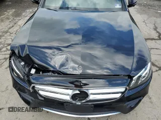 2019 Mercedes-Benz E 300 с VIN WDDZF4KB1KA639339, выставлен на аукционе Copart как лот 56724695 с пробегом 27 003 миль миль и Списание • Salvage title. История ставок и продаж доступна на DreamBid. Изображение 11.
