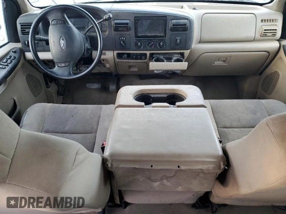 2006 Ford F-250 XL z VIN 1FTSW21516EB01279, wystawiony jako Copart lot #53898475 z przebiegiem 213 638 mil mil oraz Szkoda całkowita • Salvage title. Historia ofert i sprzedaży dostępna na DreamBid. Obrazek 8.
