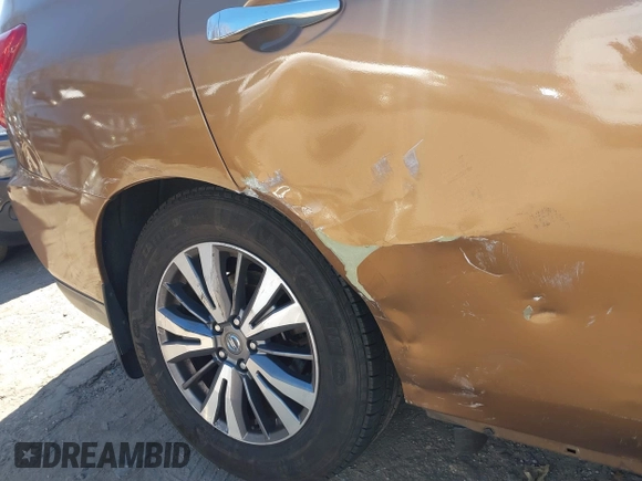 2017 Nissan Pathfinder Platinum with VIN 5N1DR2MN1HC608477, listed as a IAAI auction lot 41744400 with 137,974 mi miles. Bid and sale history available at carsss.com. Image 6.
