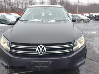 2016 Volkswagen Tiguan R-Line with VIN WVGBV7AX8GW592927, listed as a IAAI auction lot 41521533 with 79,563 mi miles and . Bid and sale history available at DreamBid. Image 12.
