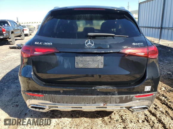 2024 Mercedes-Benz GLC 300 z VIN W1NKM4HB9RF220458, wystawiony jako Copart lot #50275635 z przebiegiem 4 153 mil mil oraz Szkoda całkowita • Salvage title. Historia ofert i sprzedaży dostępna na DreamBid. Obrazek 6.
