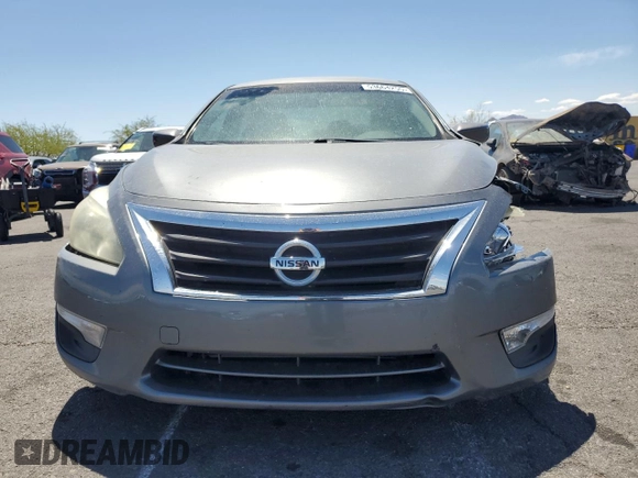 2015 Nissan Altima S with VIN 1N4AL3AP1FC579652, listed as a Copart auction lot 53664255 with 173,283 mi miles and Salvage Title. Bid and sale history available at DreamBid. Image 5.