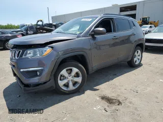 2021 Jeep Compass Latitude with VIN 3C4NJDBB4MT599812, listed as a Copart auction lot 59083905 with 68,769 mi miles and Salvage title. Bid and sale history available at DreamBid. Image 1.