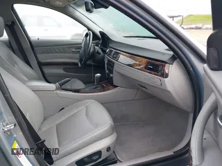 2007 BMW 3 Series 328i with VIN WBAVC53527FZ72561, listed as a IAAI auction lot 41891455 with 146,096 mi miles and . Bid and sale history available at carsss.com. Image 5.