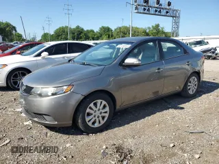 2010 Kia Forte EX with VIN KNAFU4A26A5863411, listed as a Copart auction lot 62728044 with 141,778 mi miles and Salvage Title. Bid and sale history available at carsss.com. Image 1.