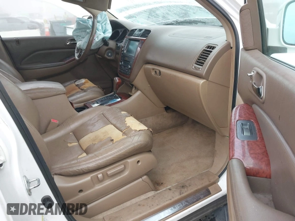 2004 Acura MDX Touring Pkg w/Navigation with VIN 2HNYD18874H545924, listed as a IAAI auction lot 41080740 with 343,574 mi miles. Bid and sale history available at carsss.com. Image 5.