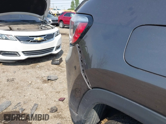 2017 Jeep Compass Latitude with VIN 3C4NJDBBXHT666385, listed as a IAAI auction lot 40236415 with 110,643 mi miles and . Bid and sale history available at carsss.com. Image 18.