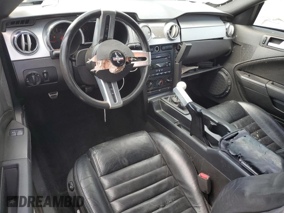 2007 Ford Mustang GT Deluxe с VIN 1ZVHT82H775301970, выставлен на аукционе Copart как лот 53345345 с пробегом 138 986 миль миль и Списание • Salvage title. История ставок и продаж доступна на DreamBid. Изображение 8.