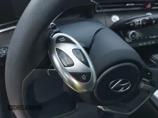 2024 Hyundai Elantra SEL с VIN KMHLM4DG4RU642352, выставлен на аукционе IAAI как лот 42020717 с пробегом 28 515 миль миль и . История ставок и продаж доступна на DreamBid. Изображение 11.