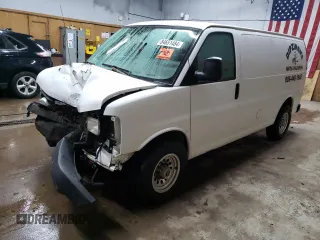 2015 Chevrolet Express Cargo z VIN 1GCWGFCF8F1197303, wystawiony jako Copart lot #84651484 z przebiegiem Nie podano mil oraz Szkoda całkowita • Salvage title. Historia ofert i sprzedaży dostępna na DreamBid. Obrazek 1.
