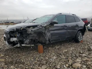 2019 Jeep Cherokee Latitude Plus with VIN 1C4PJMLB7KD442298, listed as a Copart auction lot 86819504 with 62,525 mi miles and Salvage title. Bid and sale history available at DreamBid. Image 1.