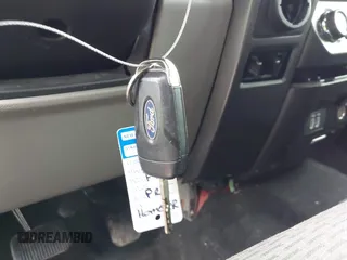 2019 Ford F-150 XL с VIN 1FTEW1EP8KKD89106, выставлен на аукционе IAAI как лот 42144864 с пробегом 141 032 миль миль и . История ставок и продаж доступна на DreamBid. Изображение 11.