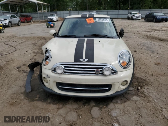 2012 MINI Hardtop z VIN WMWSU3C55CT543365, wystawiony jako Copart lot #56859905 z przebiegiem 137 537 mil mil oraz Szkoda całkowita • Salvage title. Historia ofert i sprzedaży dostępna na DreamBid. Obrazek 5.