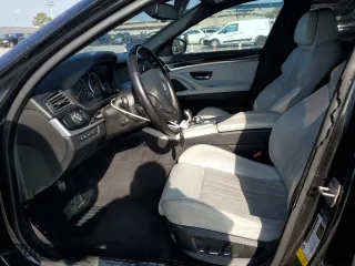 2013 BMW M5 with VIN WBSFV9C58DC772881, listed as a Copart auction lot 48230075 with 0 mi miles and Salvage Title. Bid and sale history available at carsss.com. Image 7.