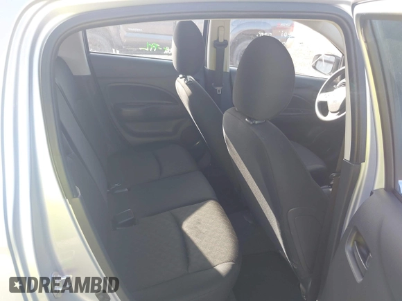 2024 Mitsubishi Mirage ES z VIN ML32AUHJ2RH019158, wystawiony jako IAAI lot #42496751 z przebiegiem 9 663 mil mil oraz . Historia ofert i sprzedaży dostępna na DreamBid. Obrazek 8.