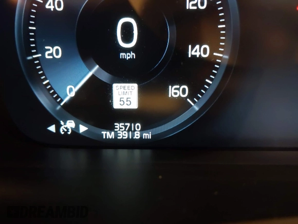 2022 Volvo XC90 Momentum with VIN YV4102PK0N1801551, listed as a IAAI auction lot 41296538 with 35,710 mi miles and . Bid and sale history available at DreamBid. Image 15.