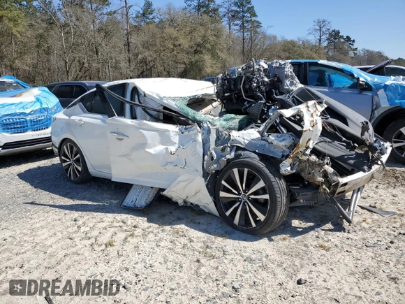 2020 Nissan Altima 2.5 SR with VIN 1N4BL4CV6LC142733, listed as a Copart auction lot 48679675 with 0 mi miles and Salvage Title. Bid and sale history available at carsss.com. Image 4.