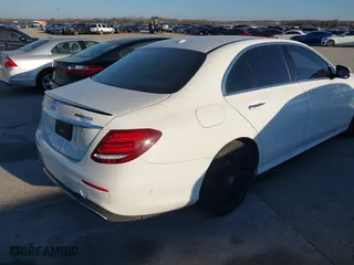 2017 Mercedes-Benz E-Class E 300 Luxury with VIN WDDZF4JB1HA151096, listed as a IAAI auction lot 41439955 with 113,407 mi miles. Bid and sale history available at carsss.com. Image 4.