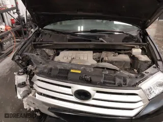 2012 Toyota Highlander with VIN 5TDBK3EH2CS163379, listed as a IAAI auction lot 41807409 with 202,554 mi miles. Bid and sale history available at carsss.com. Image 10.