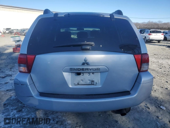 2008 Mitsubishi Endeavor SE with VIN 4A4MN31S58E010471, listed as a Copart auction lot 87836365 with 172,640 mi miles and Salvage Title. Bid and sale history available at carsss.com. Image 6.