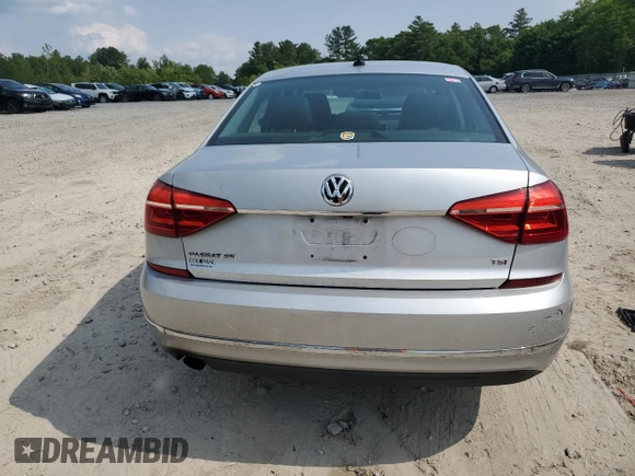 2016 Volkswagen Passat SE z VIN 1VWBT7A3XGC027584, wystawiony jako Copart lot #60822425 z przebiegiem 109 810 mil mil oraz Czysty tytuł • Clean title. Historia ofert i sprzedaży dostępna na DreamBid. Obrazek 6.