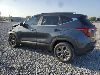 2024 Kia Seltos S z VIN KNDEU2AA8R7666864, wystawiony jako Copart lot #55073855 z przebiegiem 28 866 mil mil oraz Szkoda całkowita • Salvage title. Historia ofert i sprzedaży dostępna na DreamBid. Obrazek 2.