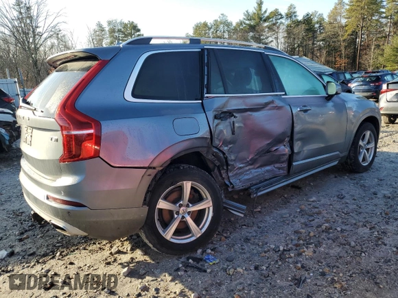2016 Volvo XC90 Momentum with VIN YV4102XKXG1080271, listed as a Copart auction lot 85231564 with 192,984 mi miles and Salvage Title. Bid and sale history available at carsss.com. Image 3.