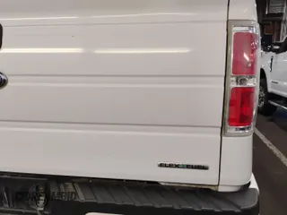 2013 Ford F-150 XL с VIN 1FTEX1EM1DFB03837, выставлен на аукционе IAAI как лот 42654794 с пробегом 182 687 миль миль и . История ставок и продаж доступна на DreamBid. Изображение 12.