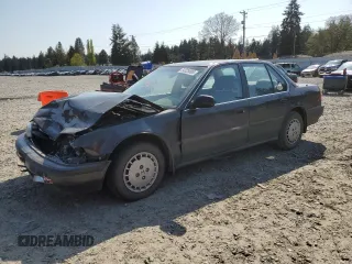 1990 Honda Accord LX z VIN JHMCB7658LC106944, wystawiony jako Copart lot #54325895 z przebiegiem 94 905 mil mil oraz Szkoda całkowita • Salvage title. Historia ofert i sprzedaży dostępna na DreamBid. Obrazek 1.
