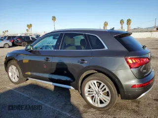 2019 Audi Q5 Premium Plus with VIN WA1BNAFY3K2137464, listed as a Copart auction lot 70024962 with 27,468 mi miles. Bid and sale history available at carsss.com. Image 2.