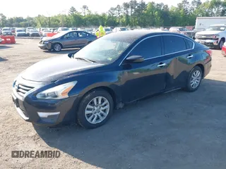 2013 Nissan Altima SV with VIN 1N4AL3AP0DN407193, listed as a IAAI auction lot 42152690 with 188,279 mi miles and . Bid and sale history available at carsss.com. Image 2.