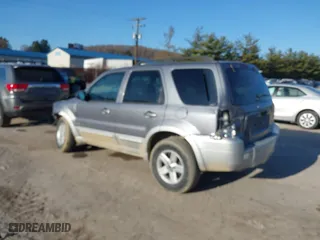 2007 Ford Escape Hybrid with VIN 1FMCU59H07KC05805, listed as a IAAI auction lot 41754874 with 230,265 mi miles. Bid and sale history available at carsss.com. Image 3.