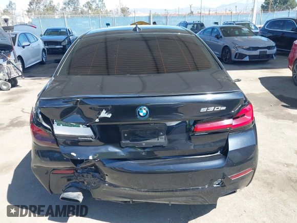 2023 BMW 5 Series 530e with VIN WBA13AG07PCL98367, listed as a IAAI auction lot 42020929 with 69,913 mi miles and . Bid and sale history available at DreamBid. Image 16.