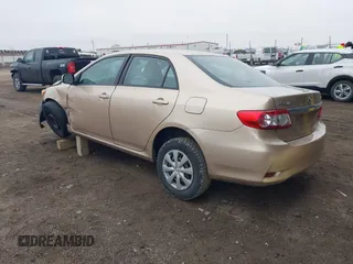 2011 Toyota Corolla L with VIN 2T1BU4EE8BC688332, listed as a IAAI auction lot 41208753 with 161,901 mi miles. Bid and sale history available at carsss.com. Image 3.