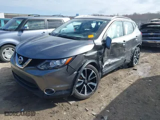 2017 Nissan Rogue Sport SL with VIN JN1BJ1CRXHW120874, listed as a IAAI auction lot 41838389 with 122,636 mi miles. Bid and sale history available at carsss.com. Image 17.