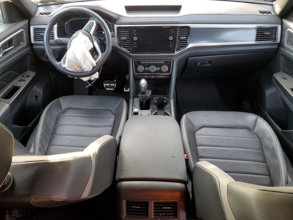 2020 Volkswagen Atlas Cross Sport 3.6L V6 SEL Premium R-Line with VIN 1V2TE2CA3LC225402, listed as a Copart auction lot 78836674 with 29,526 mi miles and Salvage Title. Bid and sale history available at carsss.com. Image 8.
