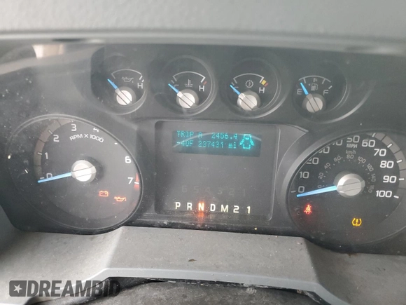2011 Ford F-250 XL с VIN 1FTBF2B64BEB10589, выставлен на аукционе Copart как лот 65821785 с пробегом 237 431 миль миль и Чистый • Clean title. История ставок и продаж доступна на DreamBid. Изображение 9.