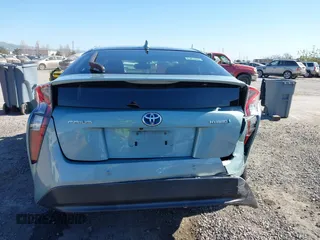 2018 Toyota Prius Two with VIN JTDKARFU9J3065238, listed as a IAAI auction lot 41676208 with 267,357 mi miles. Bid and sale history available at carsss.com. Image 16.